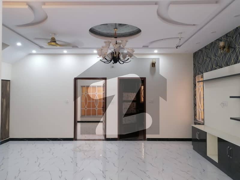 نیواقبال پارک کینٹ کینٹ,لاہور میں 3 کمروں کا 4 مرلہ مکان 1.9 کروڑ میں برائے فروخت۔