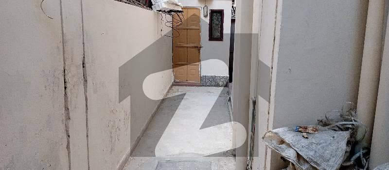 باتھ آئی لینڈ کراچی میں 3 کمروں کا 8 مرلہ فلیٹ 90 ہزار میں کرایہ پر دستیاب ہے۔