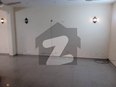 Ideal 5 Marla Lower Portion Available In Bahria Town - Block BB, Lahore