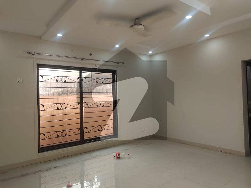 One Kanal Upper Portion For Rent In Dha Phase 6
