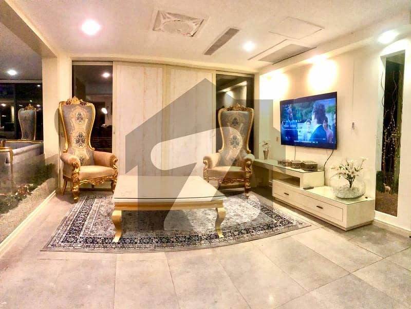 Luxurious Full Furnished 4 Bedroom Penthouse