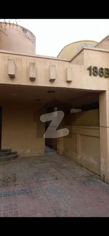 بحریہ ٹاؤن ۔ سفاری ولاز 2 بحریہ ٹاؤن راولپنڈی راولپنڈی میں 4 کمروں کا 11 مرلہ مکان 3.25 کروڑ میں برائے فروخت۔