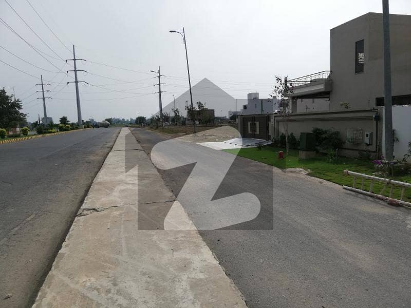 Defence Near Park Close To McDonloads 1 Kanal Possession Plot Available in Phase 7 Block z1