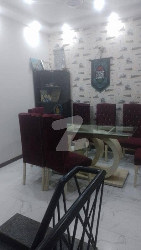 ڈی ایچ اے فیز 5 ڈیفنس (ڈی ایچ اے) لاہور میں 3 کمروں کا 5 مرلہ مکان 95 ہزار میں کرایہ پر دستیاب ہے۔
