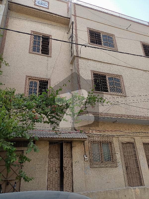 ناظم آباد 1 - بلاک ای ناظم آباد 1 ناظم آباد کراچی میں 6 کمروں کا 9 مرلہ مکان 5.25 کروڑ میں برائے فروخت۔