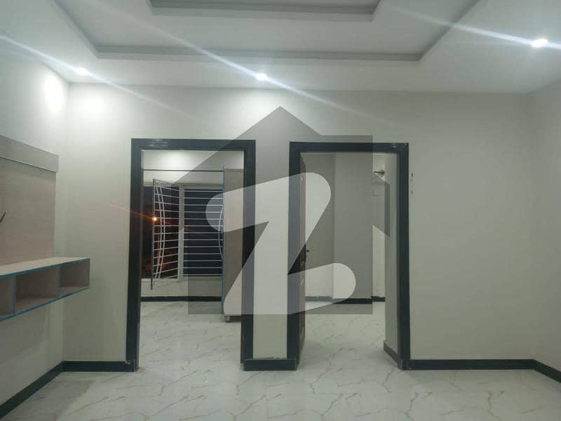 2 bed flat for sale on 2nd floor in Khalid block commercial bahria town phase 8
