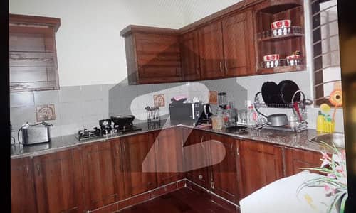 کورنگ ٹاؤن اسلام آباد میں 5 کمروں کا 7 مرلہ مکان 2.8 کروڑ میں برائے فروخت۔