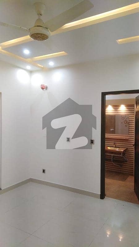 10 Marla Like New House Available For Rent In Bahria Town Lahore