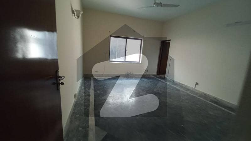 Capital Presents Spectacular 1 Kanal Single Storey For Rent In Dha Phase 1