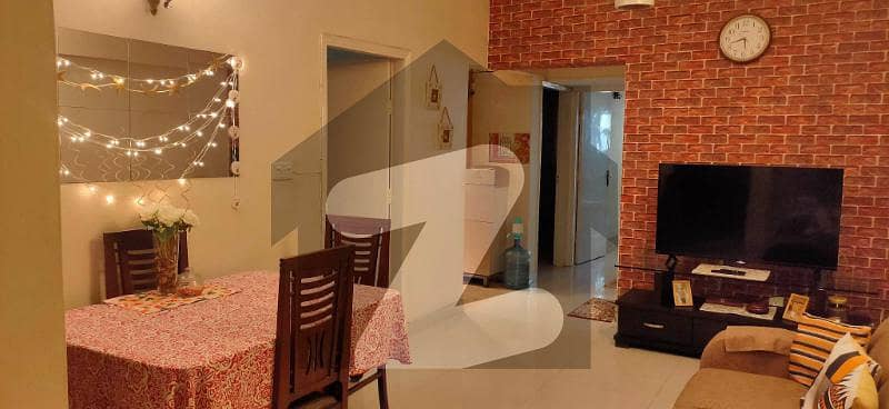 3 Bed DD Flat for Sale in Rufi Green City, Block 18 Fully Renovated