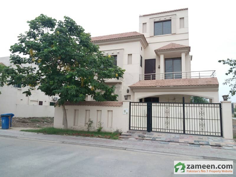 10 Marla Full House For Rent Iqbal Block Bahria Town Lahore
