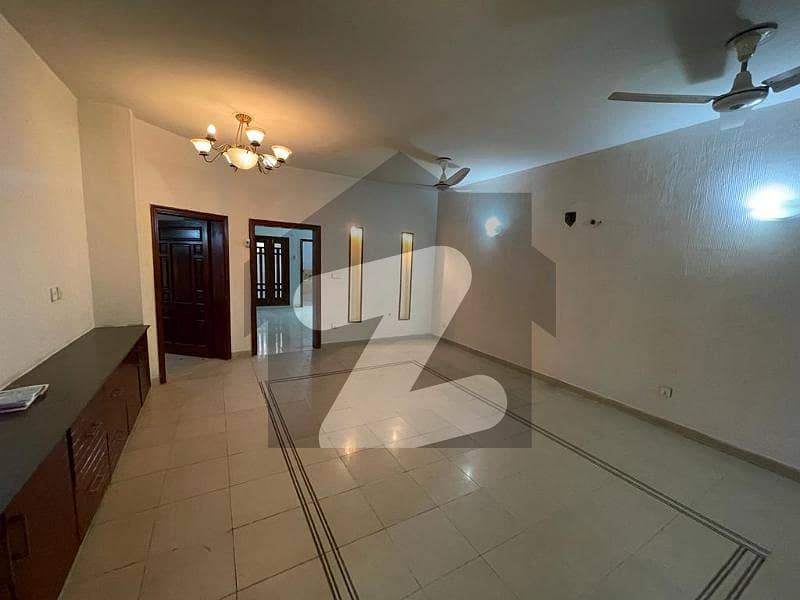 10 Marla Basenent House For Sale Overseas A Block In Bahria Town Lahore