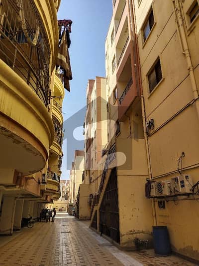 Prime Location 750 Square Feet Flat For Grabs In Gadap Town Saima ...