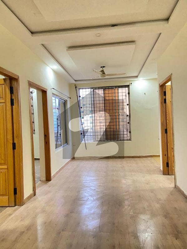 3 Bedrooms Unfurnished Penthouse For Rent In E11 3 Bedrooms Unfurnished Penthouse For Rent In E11