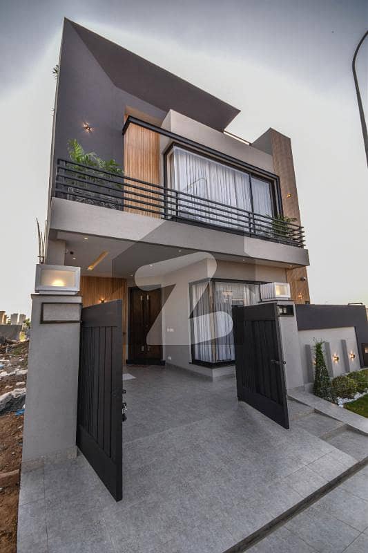 3.5 Marla Luxury Brand New House For Sale