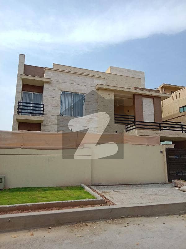 1 Kanal Newly Constructed House Available For Sale In E-11/3 Mpchs