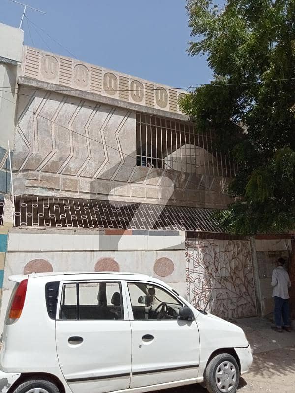 نارتھ کراچی - سیکٹر 7-D3 نارتھ کراچی کراچی میں 4 کمروں کا 5 مرلہ مکان 1.45 کروڑ میں برائے فروخت۔