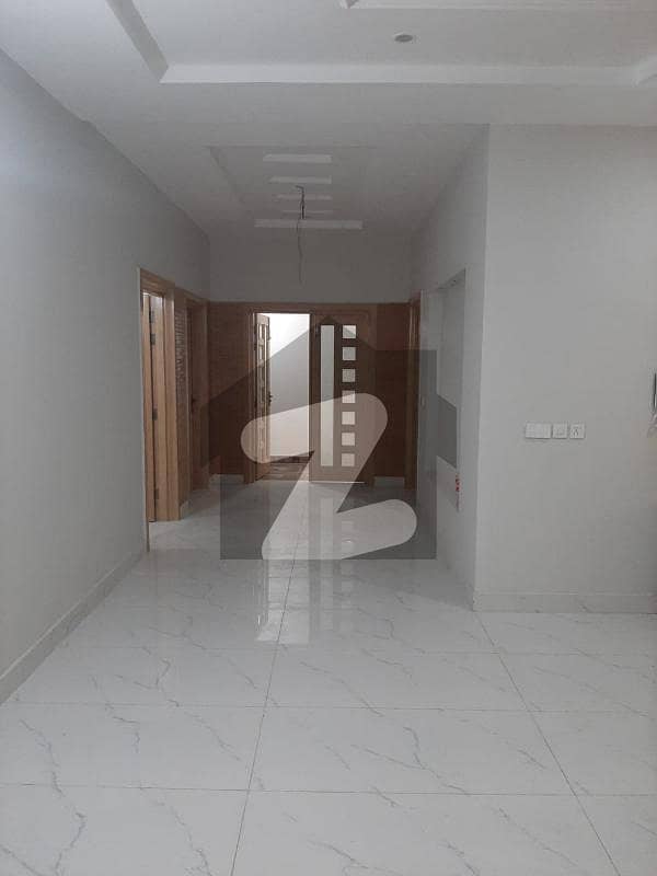 عبداللہ گارڈن فیصل آباد میں 4 کمروں کا 5 مرلہ مکان 1.1 لاکھ میں کرایہ پر دستیاب ہے۔