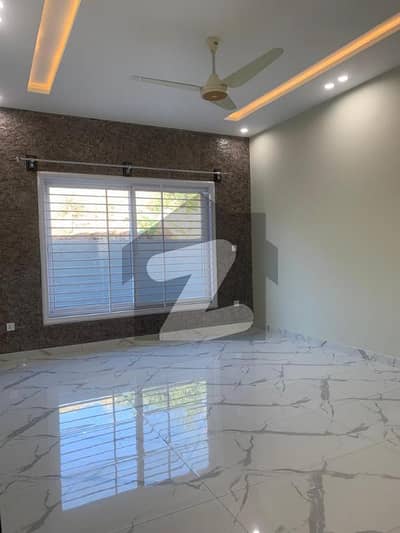 1 Kanal Brand New Portion Available For Rent In Dha Phase 1