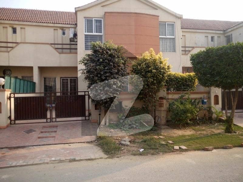 Ideal House In Lahore Available For