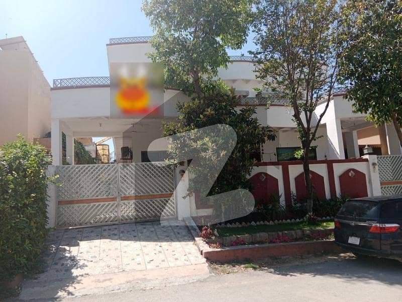 1 Kanal upper portion beautiful House for rent F11/1, F11, Islamabad