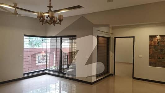 One Kanal House for Rent in DHA Phase 5