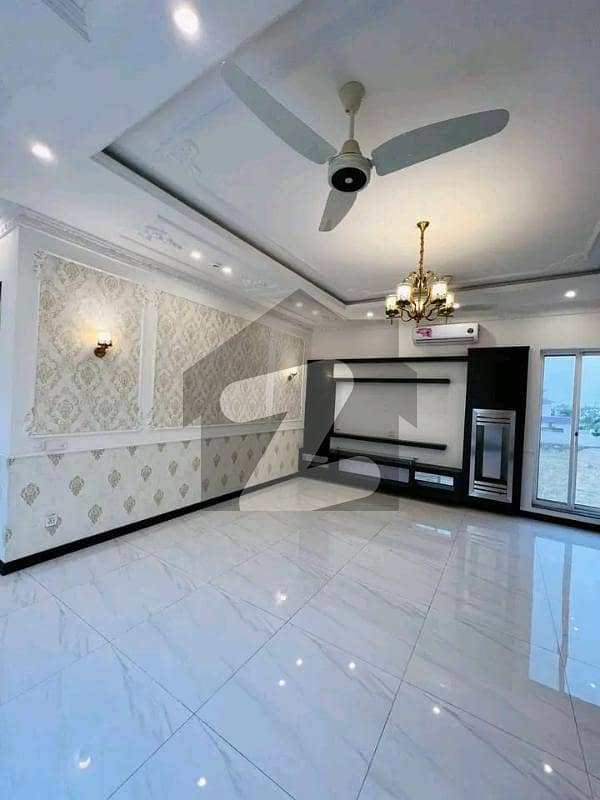 One Kanal Lower Portion For Rent In Dha Phase 8