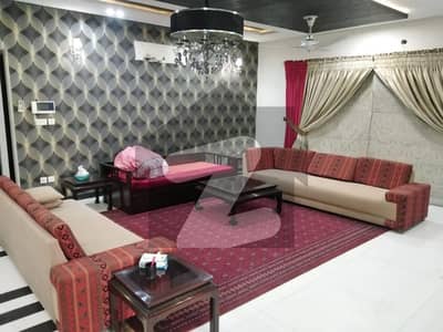 ای ایم ای سوسائٹی ۔ بلاک سی ای ایم ای سوسائٹی,لاہور میں 6 کمروں کا 1 کنال مکان 16.0 کروڑ میں برائے فروخت۔