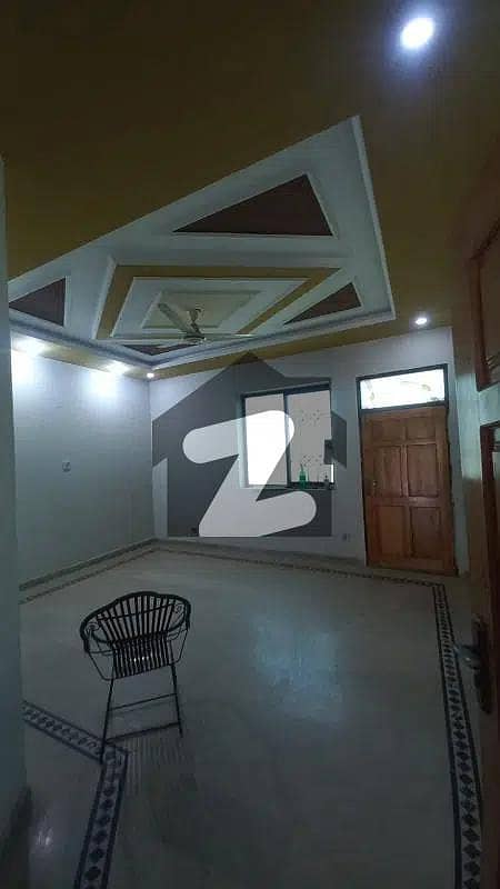 شاہ رُکنِ عالم کالونی ملتان میں 6 کمروں کا 1 کنال مکان 4 کروڑ میں برائے فروخت۔