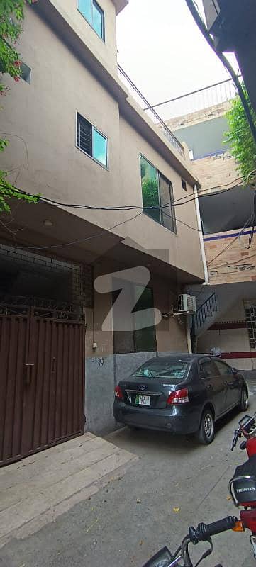 4 Marla House Available For Sale In Ichraa