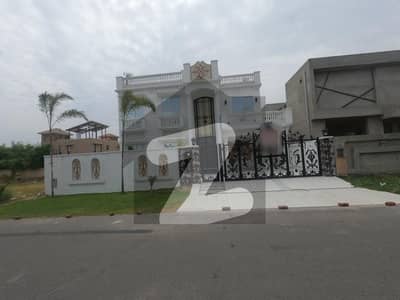 1 Kanal House Available For sale In DHA Phase 7 - Block T