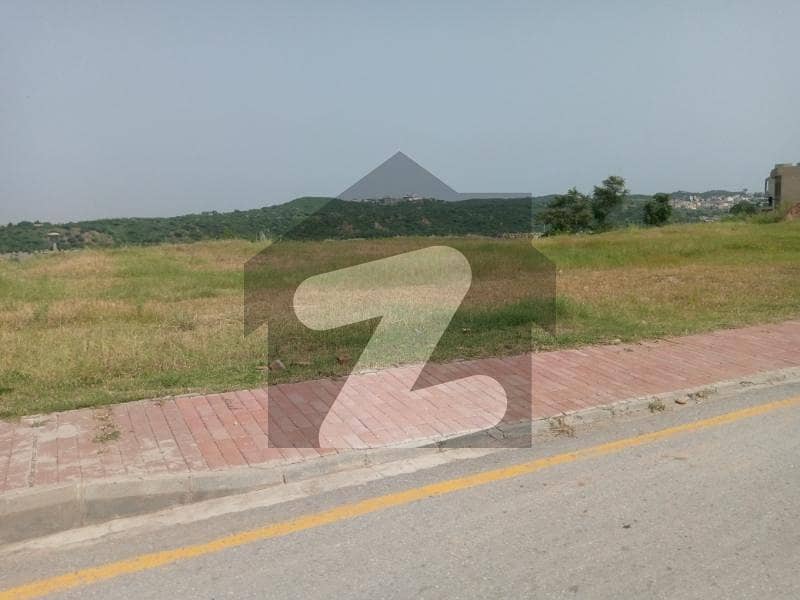 1 Kanal Plot For Sale ( Stunning Location) In Overseas 3 Bahria Town Phase 8