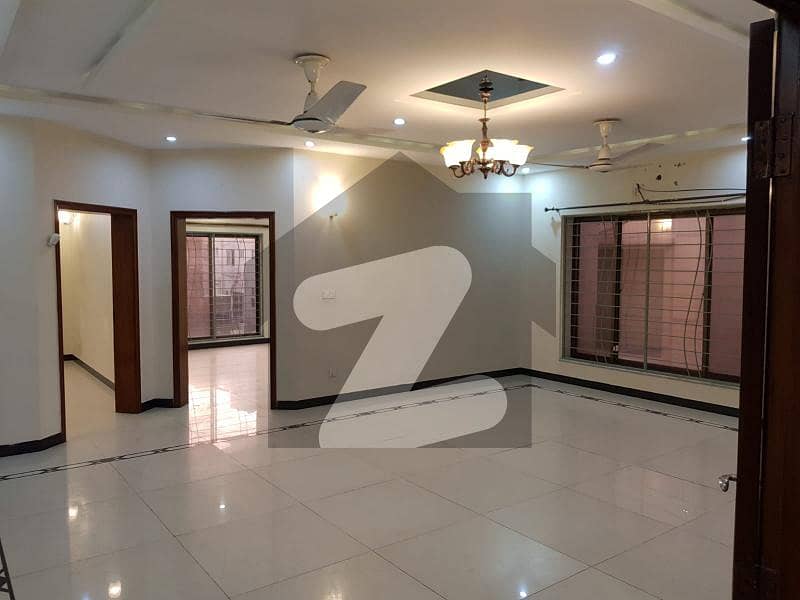 14 Marla Most Beautifull Corner House For Rent In Sector D Block CC Bahria Town Lahore