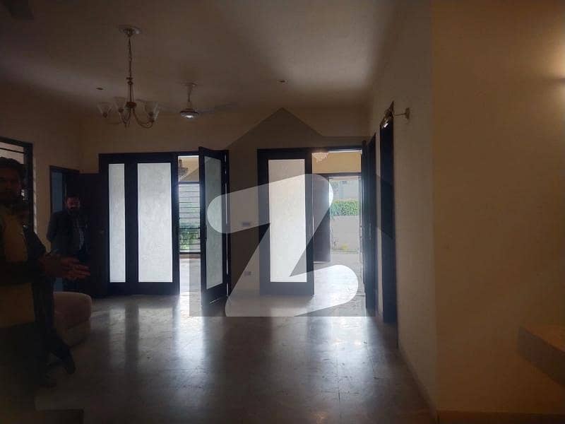 Kanal Lower Portion With 3 Bed For Rent In Dha Phase 1 Block N