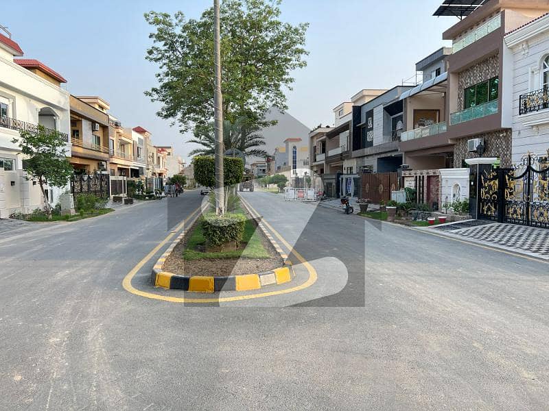 5 Marla Prime Location Plot In Silver Block With All Dues Clear Park View City Silver Block