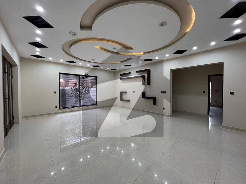 1 Kanal Corner House Available For Rent in Fazaia Housing Scheme