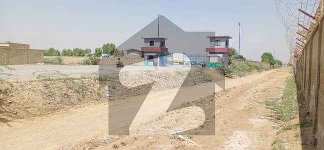 Warehouse Of 19360 Square Yards In Port Qasim For rent