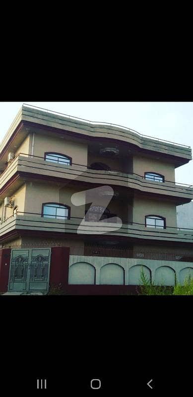 کالا گجراں جہلم میں 8 کمروں کا 1.25 کنال مکان 3.11 کروڑ میں برائے فروخت۔