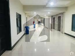 سلک ایگزیکٹو اپارٹمنٹ یونیورسٹی روڈ پشاور میں 3 کمروں کا 5 مرلہ فلیٹ 1.5 کروڑ میں برائے فروخت۔