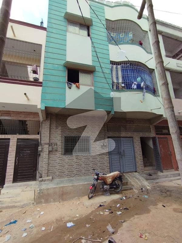 شمشاد ہاؤسنگ سوسائٹی شاہ فیصل ٹاؤن,کراچی میں 6 کمروں کا 3 مرلہ مکان 1.35 کروڑ میں برائے فروخت۔