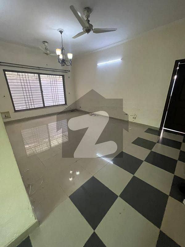 4 Beds 12 Marla Prime Location House For Rent In Sector A Askari 11