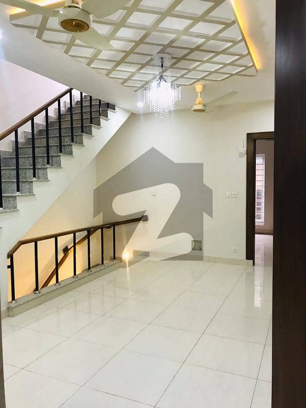 7 Marla House For Rent In Ali Block Bahria Town Phase 8