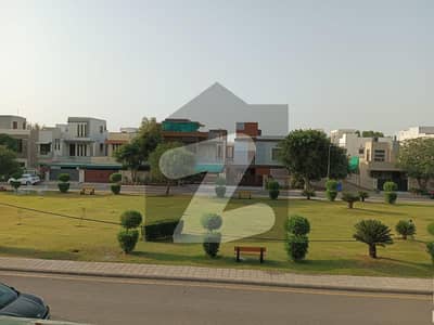 10 Marla Facing Park Uper Portion Available For Rent In Takbeer Block Bahria Town Lahore