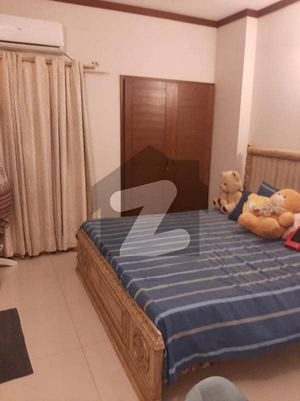 فریرے ٹاؤن کراچی میں 2 کمروں کا 5 مرلہ فلیٹ 3.1 کروڑ میں برائے فروخت۔