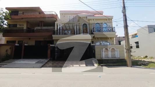 10 Marla House Is Available For Sale In Sabzazar Scheme Block N Lahore