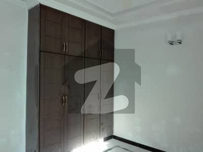 8 Marla House For sale In Rs. 53,000,000 Only