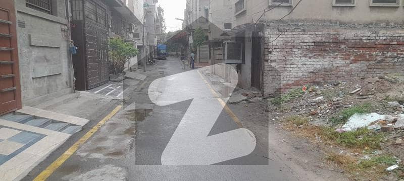سمن آباد لاہور میں 5 مرلہ رہائشی پلاٹ 1.34 کروڑ میں برائے فروخت۔