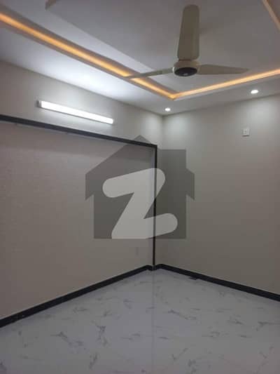 DHA Phase 7 Extension Flat For Rent Sized 950 Square Feet