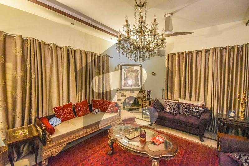 ڈی ایچ اے فیز 5 ڈیفنس (ڈی ایچ اے) لاہور میں 3 کمروں کا 1 کنال مکان 5.78 کروڑ میں برائے فروخت۔