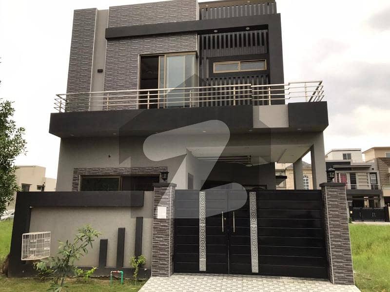 Beautiful brand new house for rent in K block